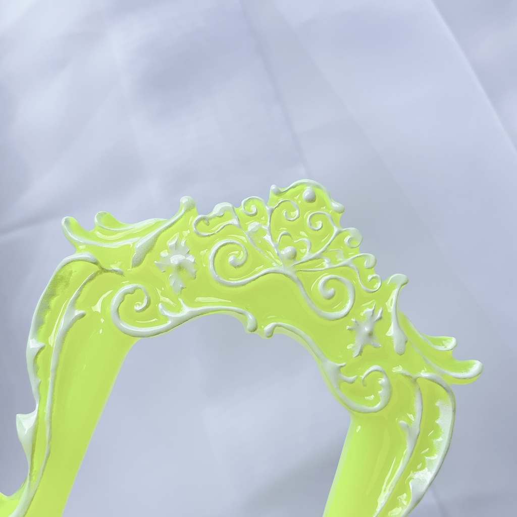 猫足額縁トレカケース