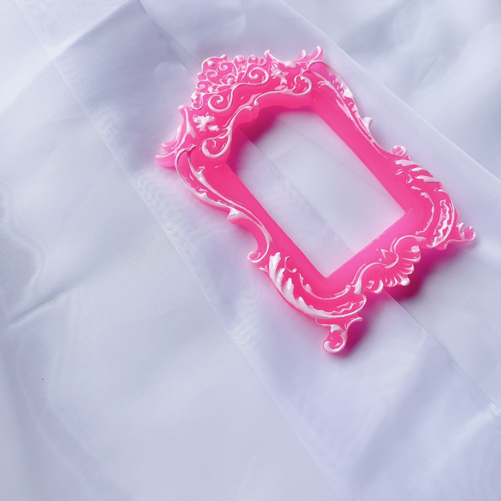 猫足額縁トレカケース