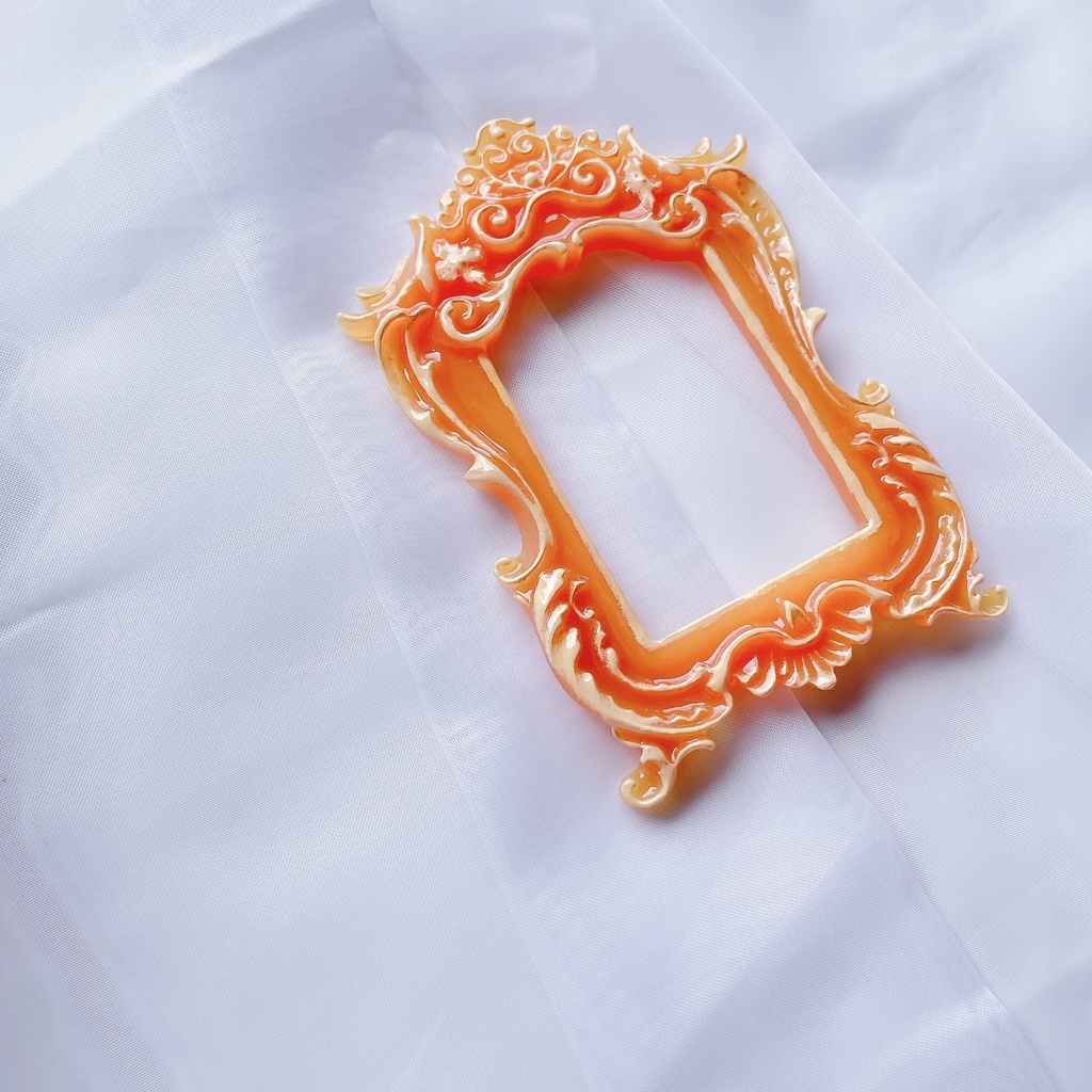 猫足額縁トレカケース