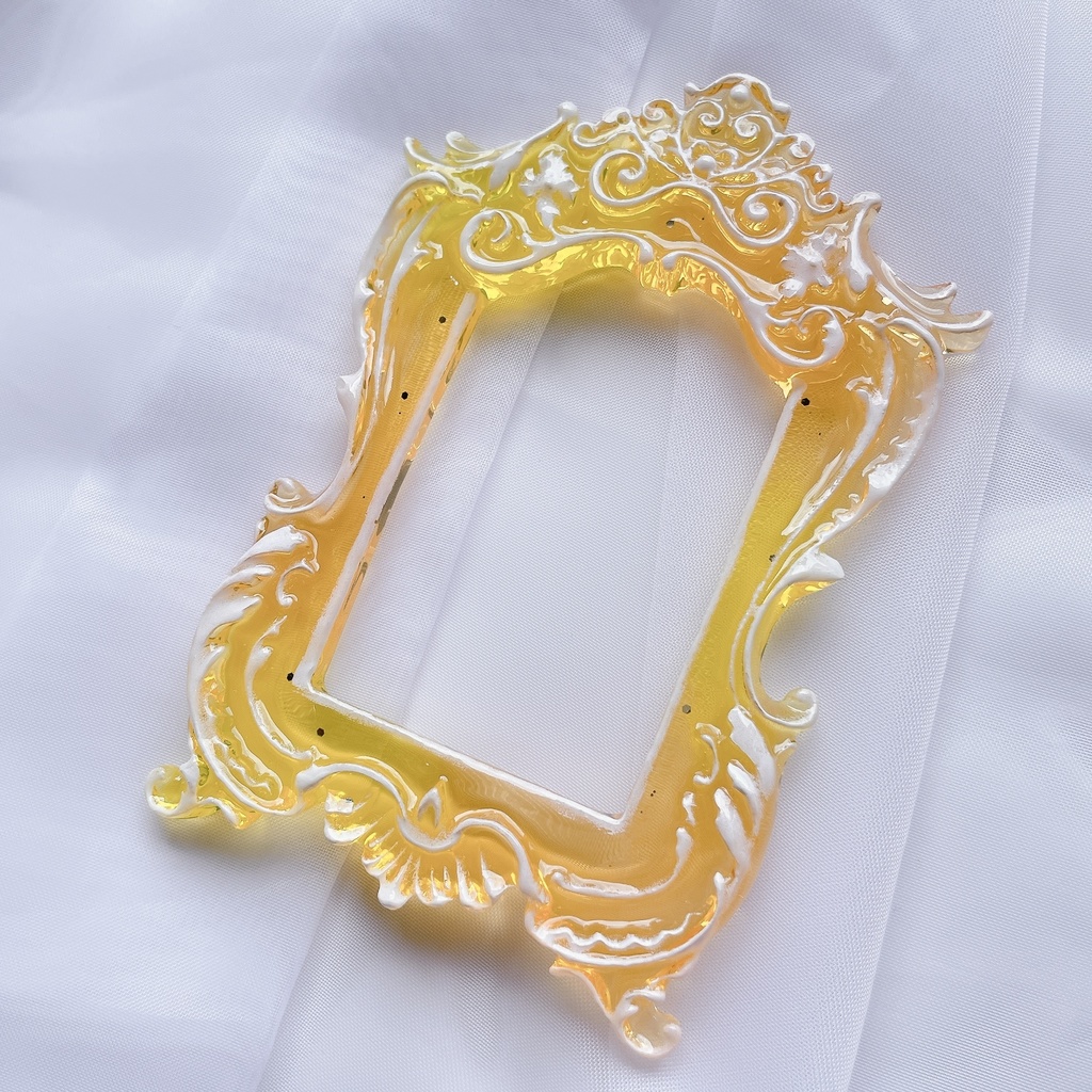 猫足額縁トレカケース