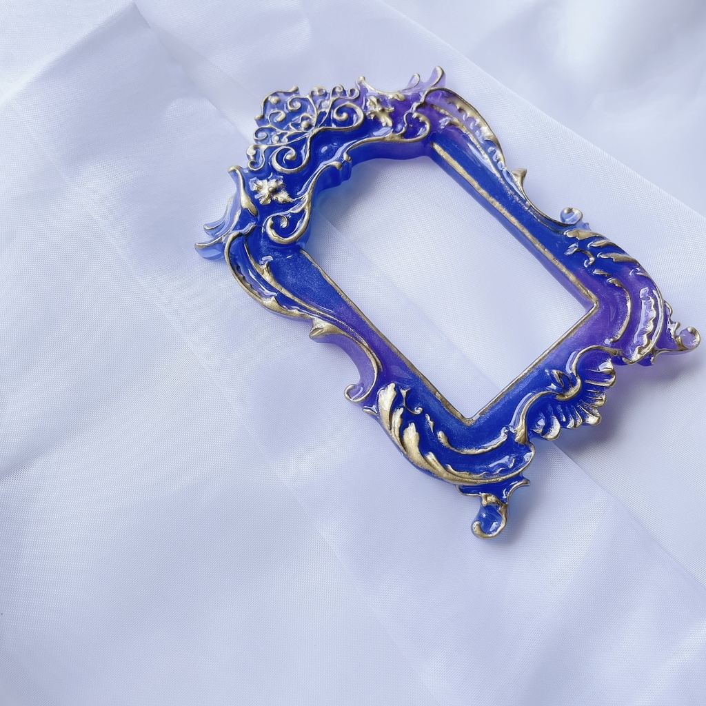 猫足額縁トレカケース