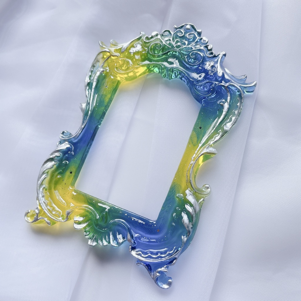 猫足額縁トレカケース