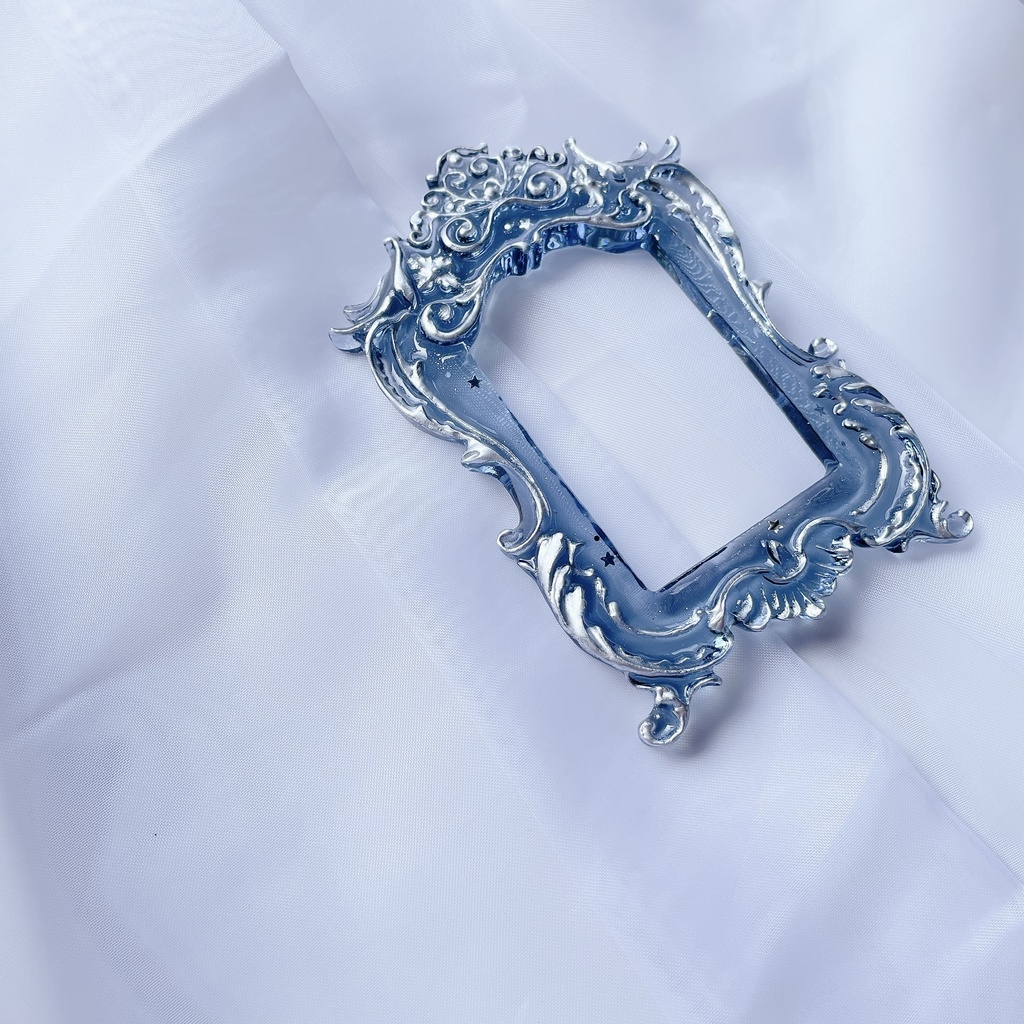 猫足額縁トレカケース