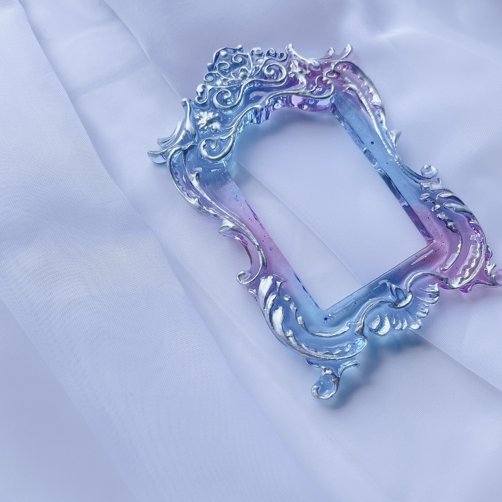 猫足額縁トレカケース