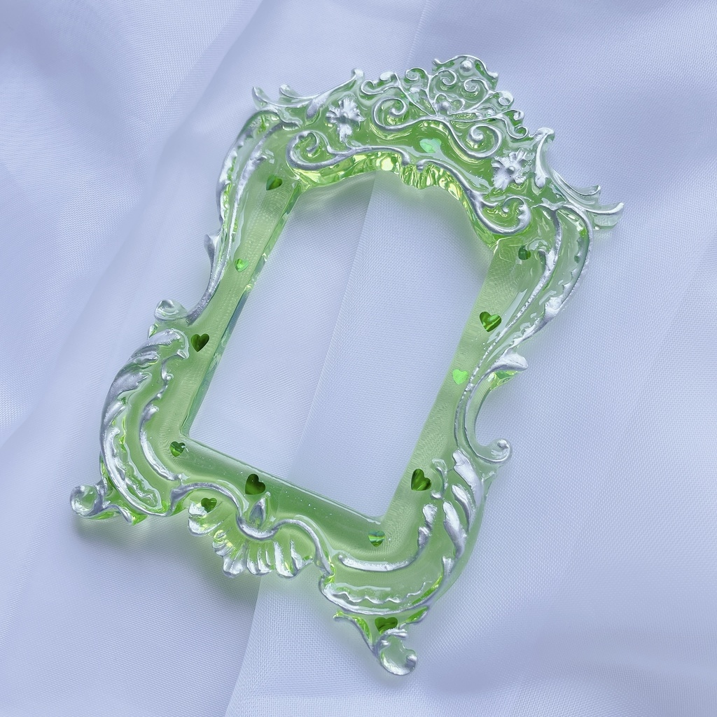 猫足額縁トレカケース