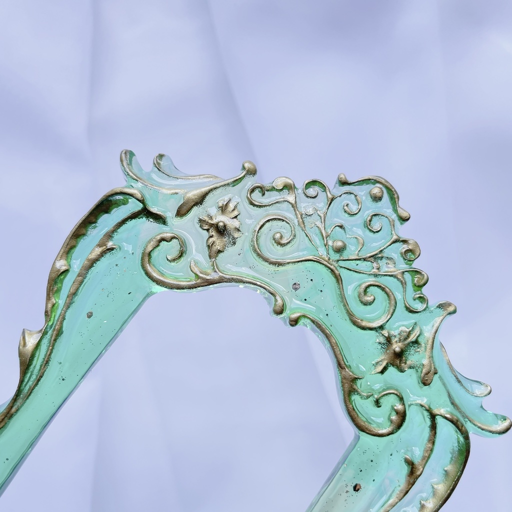 猫足額縁トレカケース