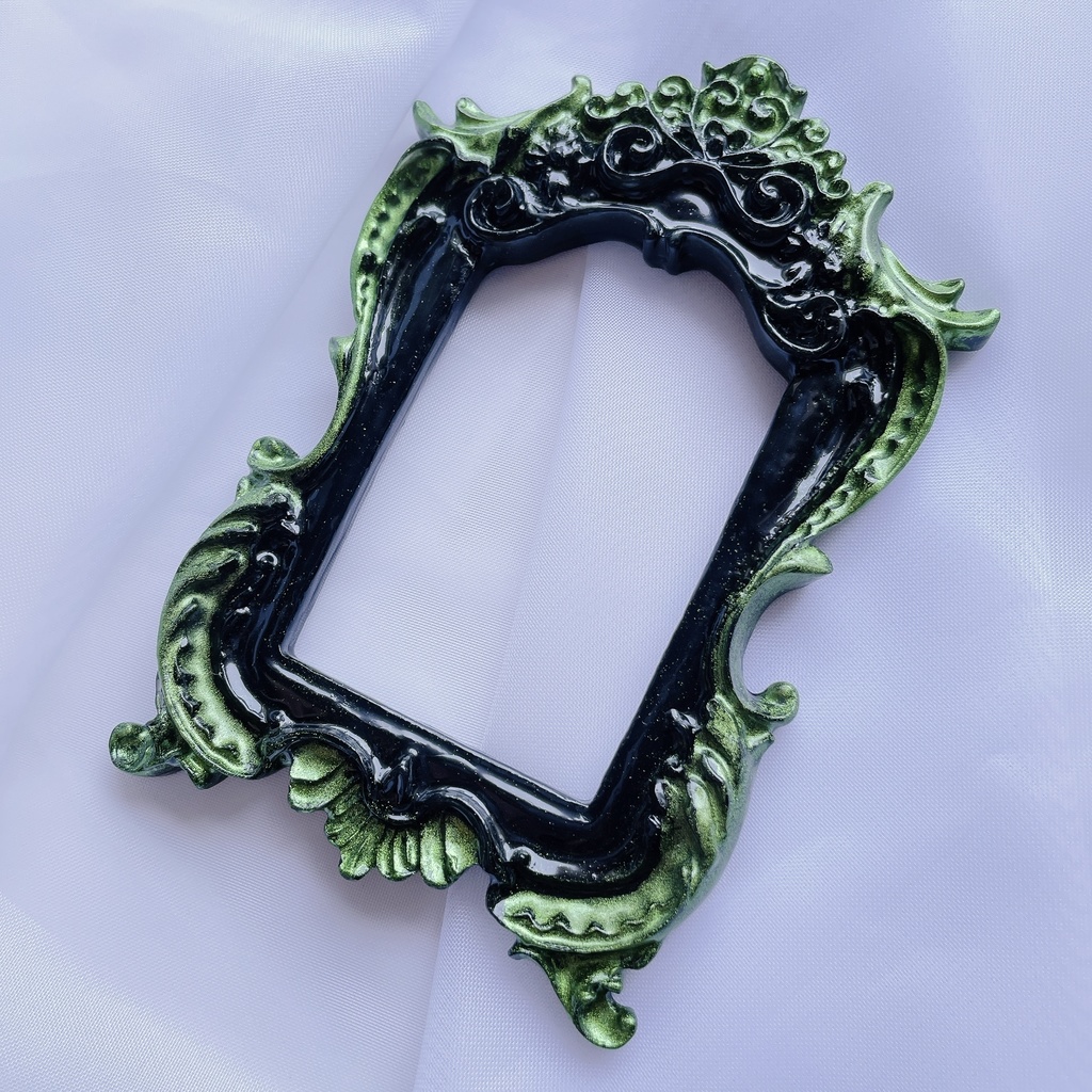 猫足額縁トレカケース