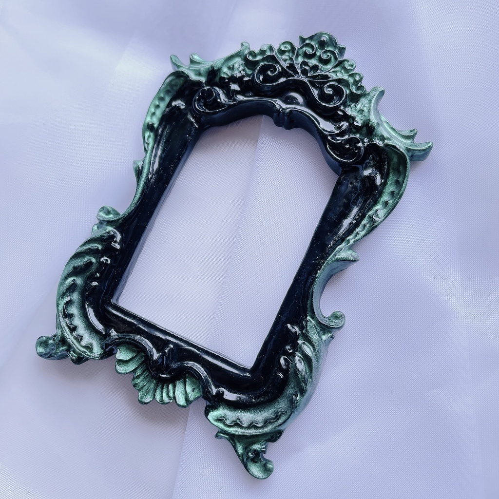 猫足額縁トレカケース