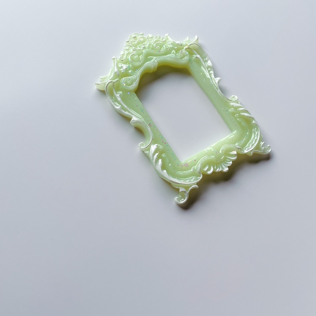 猫足額縁トレカケース