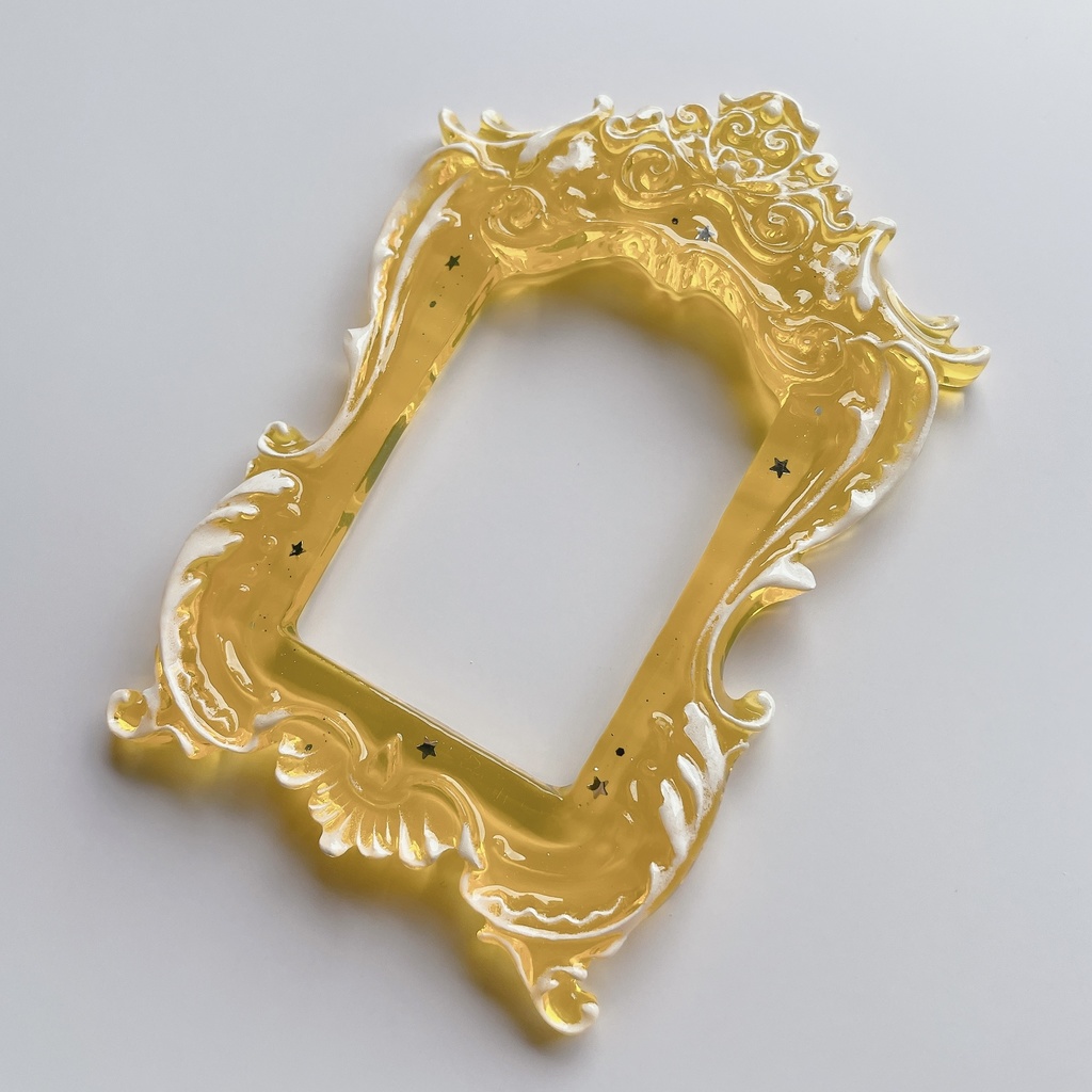 猫足額縁トレカケース