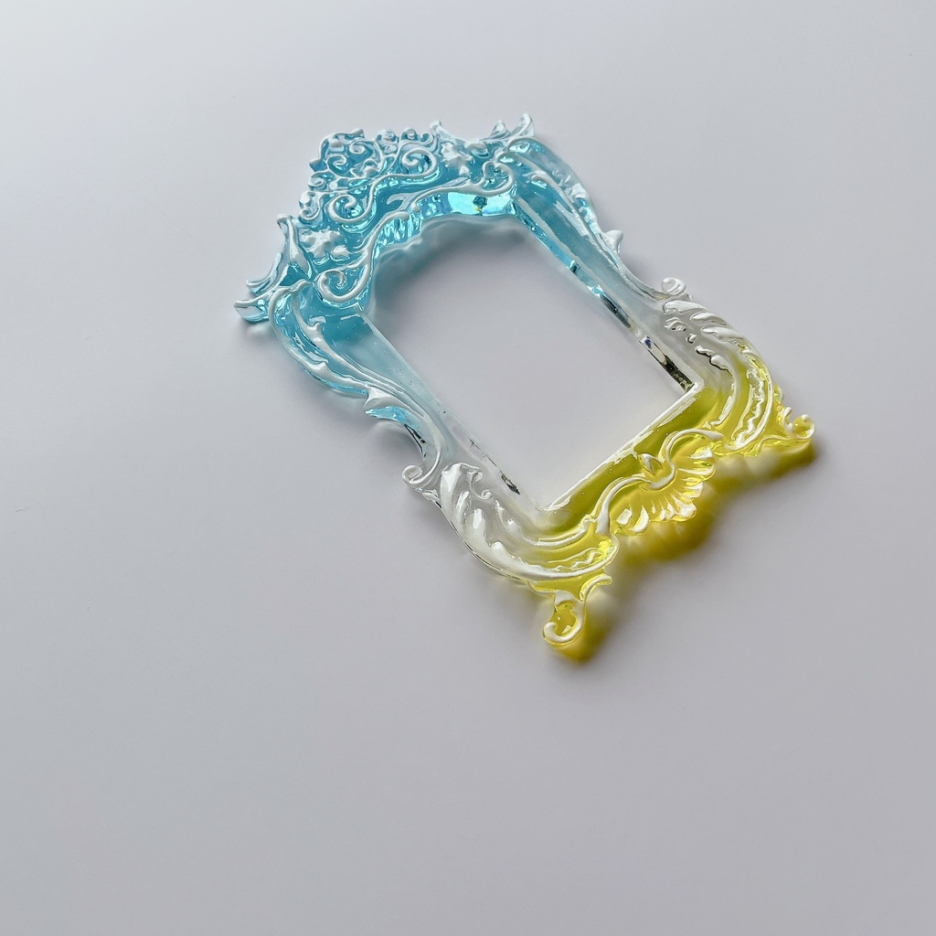 猫足額縁トレカケース