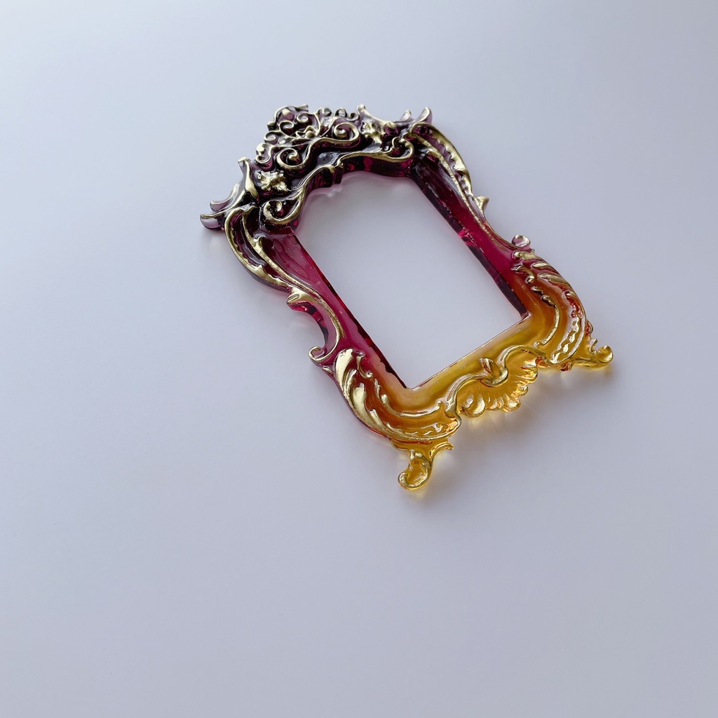 猫足額縁トレカケース