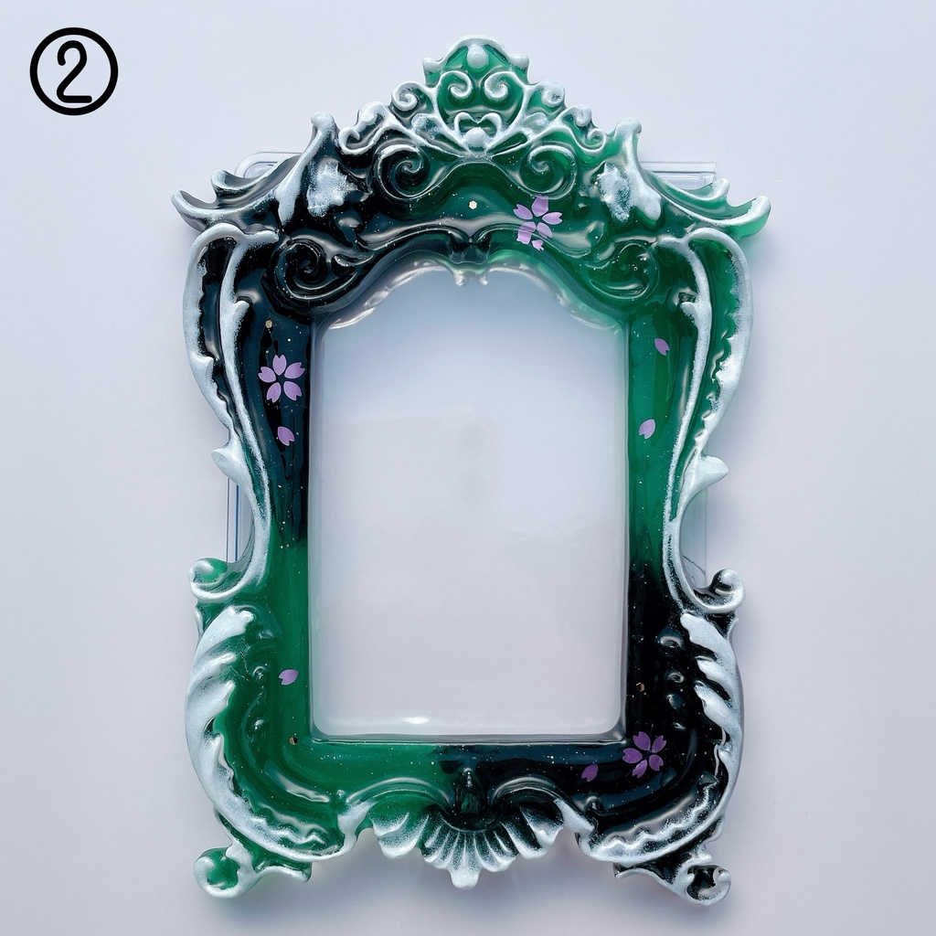 五月雨江【2/6 21:00〜】猫足額縁トレカケース