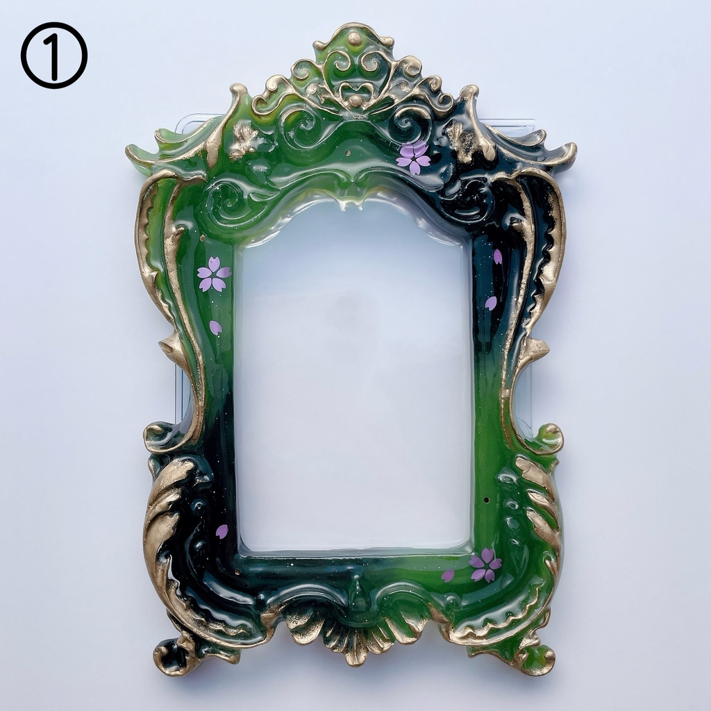 五月雨江【2/6 21:00〜】猫足額縁トレカケース