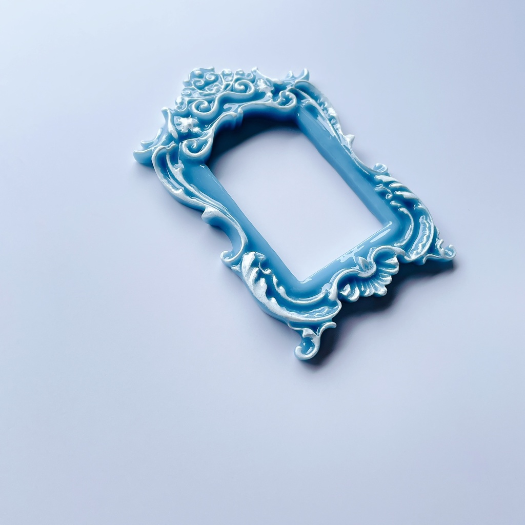 猫足額縁トレカケース