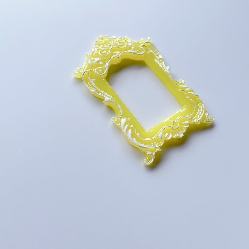 猫足額縁トレカケース