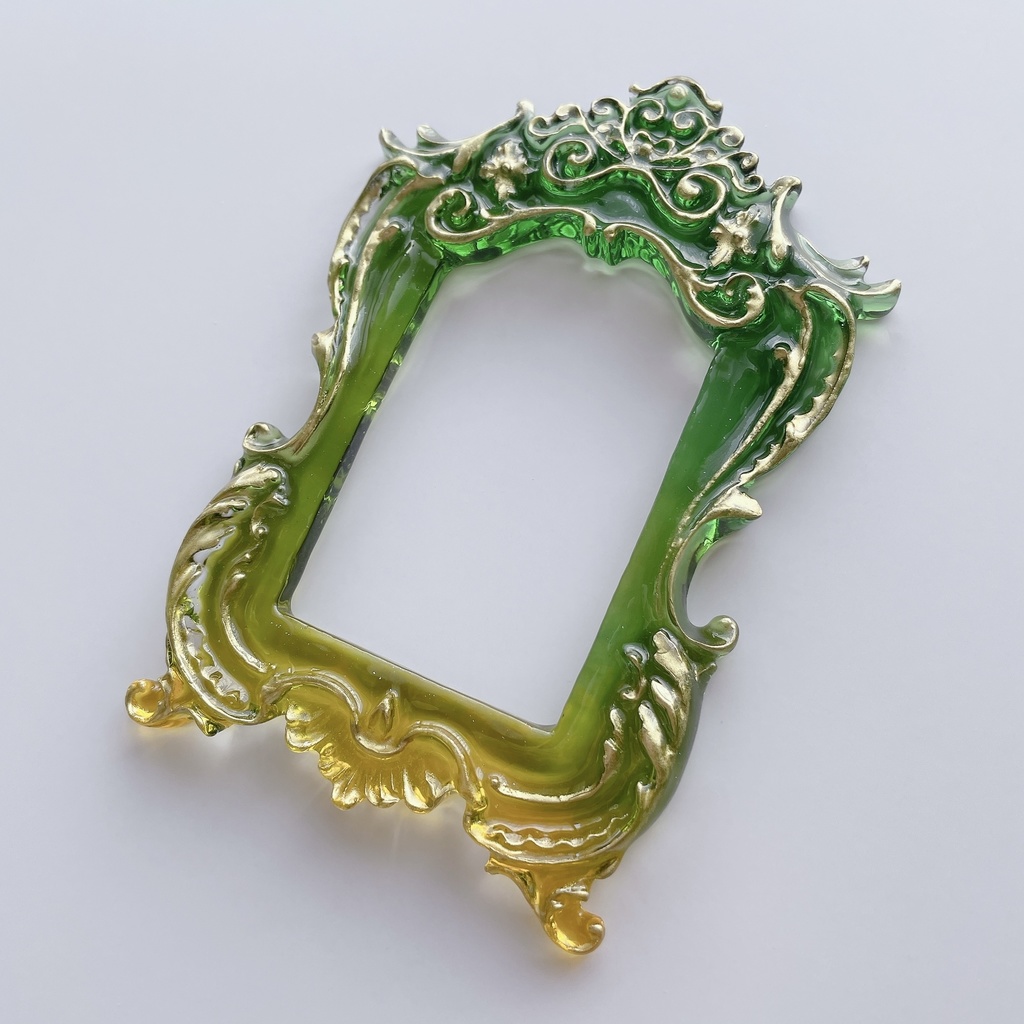 猫足額縁トレカケース