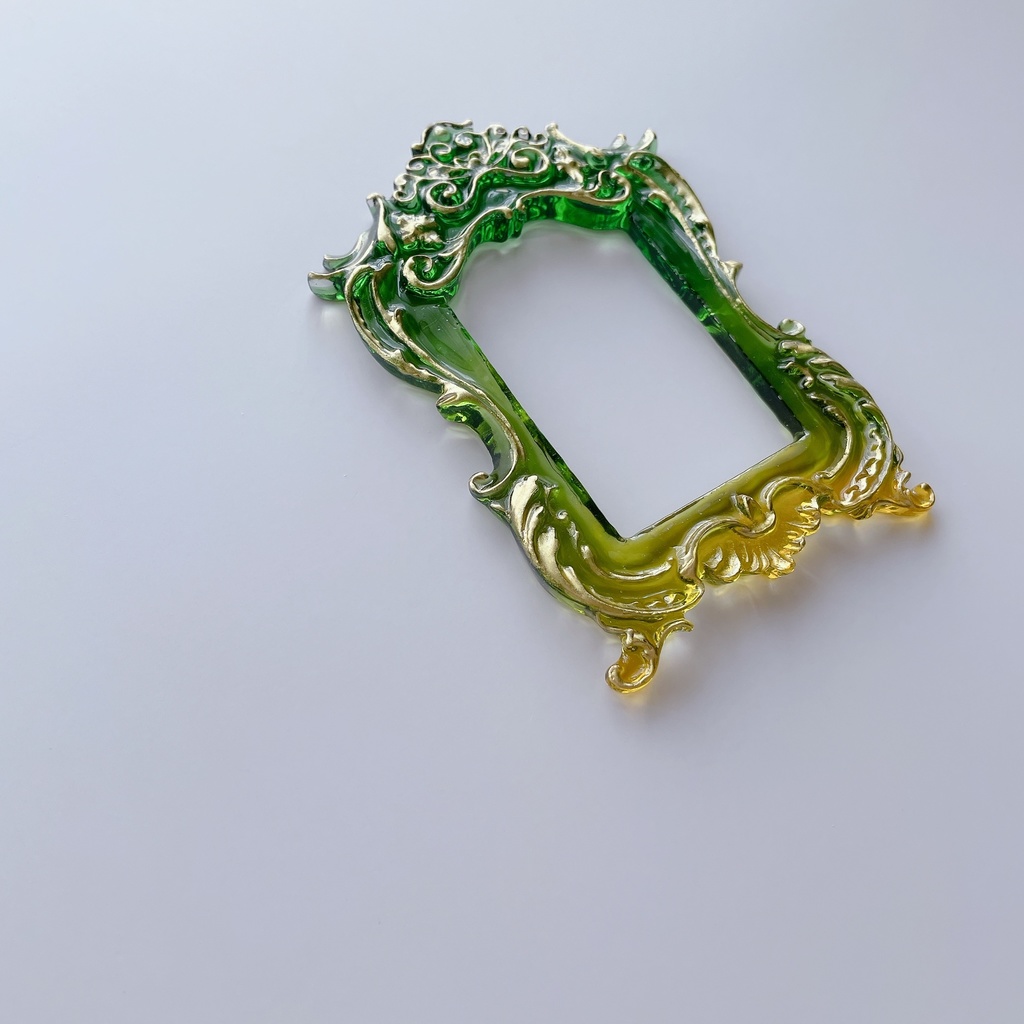 猫足額縁トレカケース