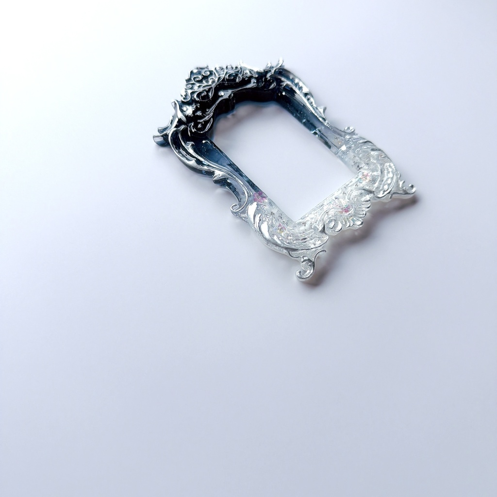 猫足額縁トレカケース