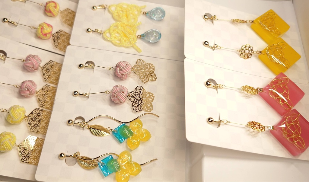 水引やレジンのイヤリング（ピアス交換可）