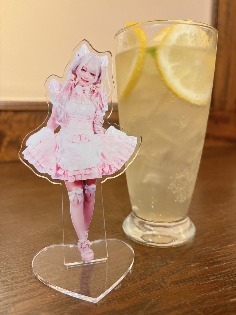 猫メイドさんアクスタ
