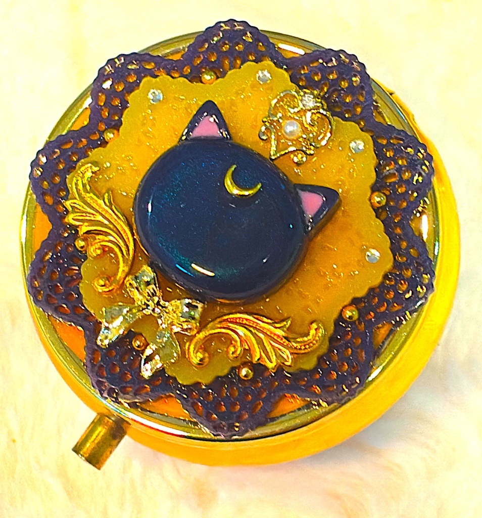 劇場版美少女戦士セーラームーンS イメージコンパクトミラー&ピルケース