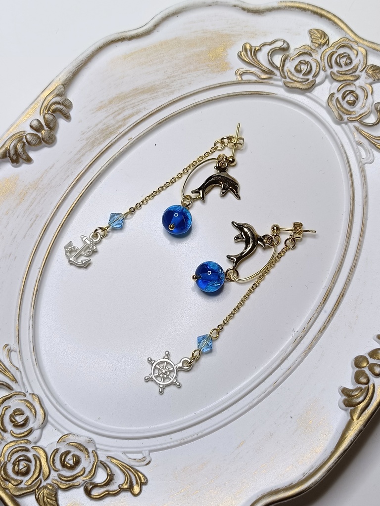 イルカの2wayピアス【イヤリング不可】