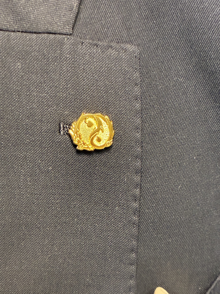 「限定20個」円龍会会章(ピンバッジ)桐箱入り