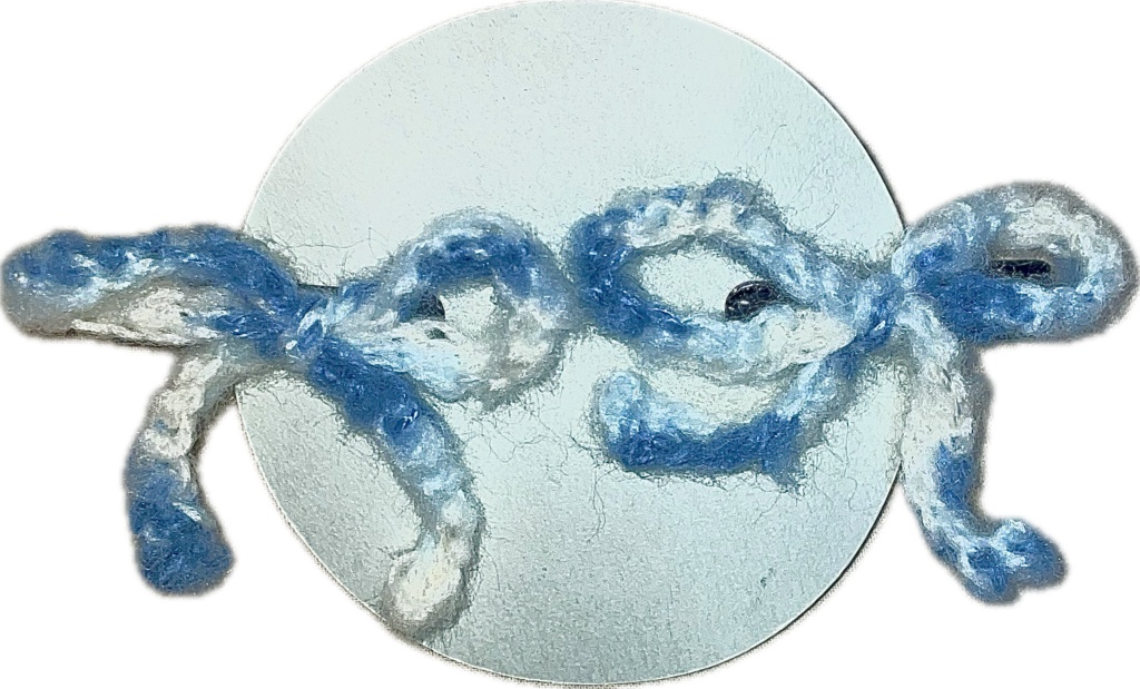 毛糸のヘアピン(青)