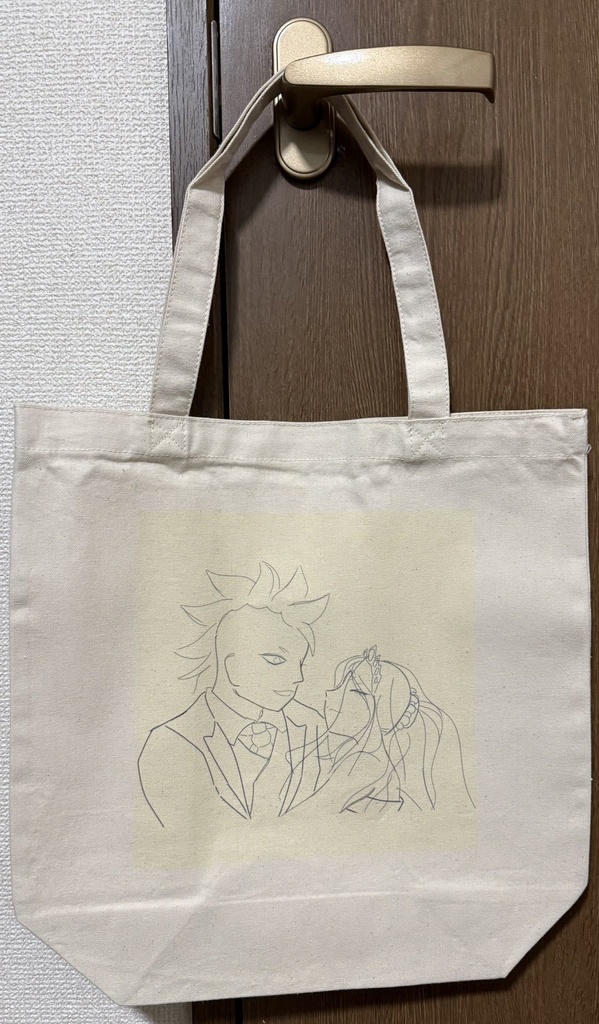 B4サイズも入るキャンバストート