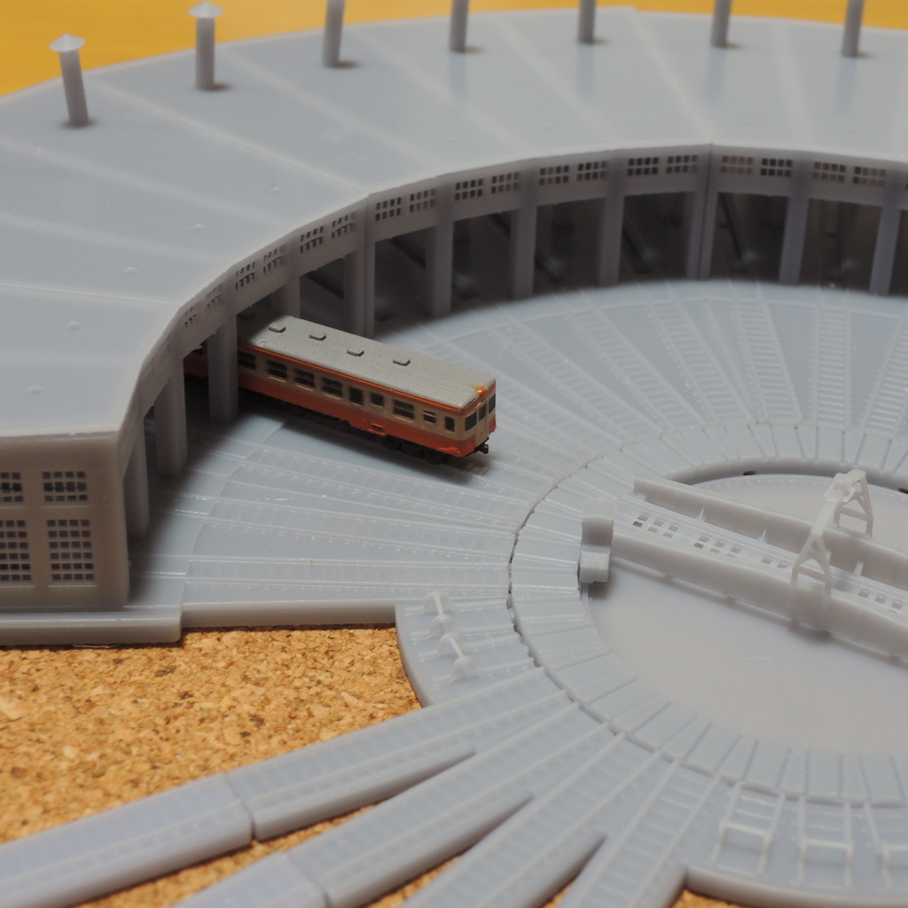 1/700スケール鉄道模型 転車台&扇形庫セット 津山機関区タイプ