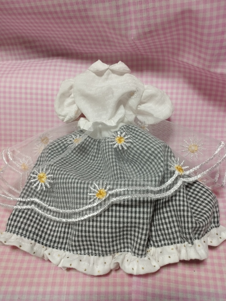 マーガレットなワンピース(40cmドール)