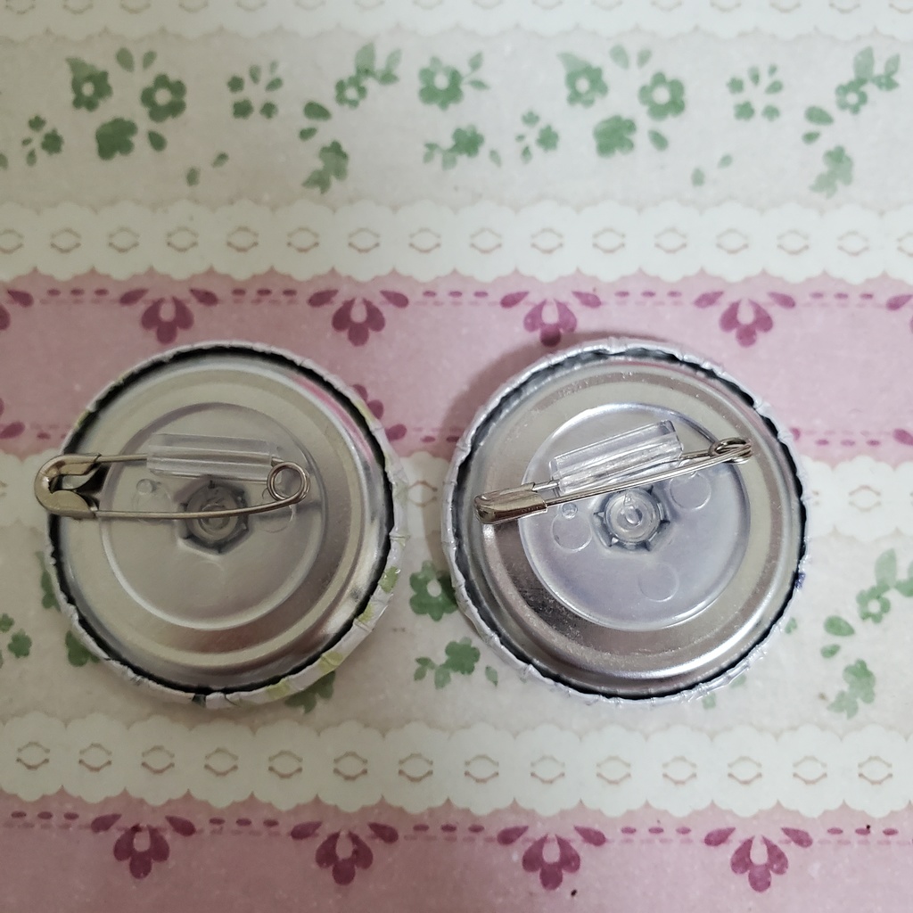 さねげん缶バッジ