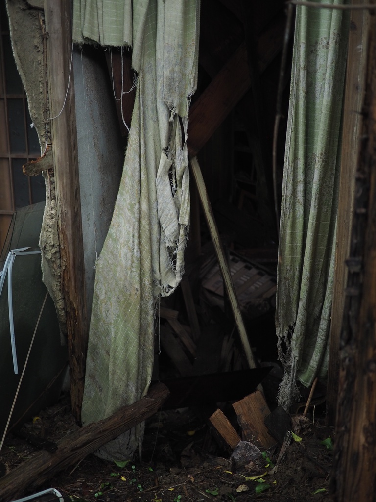 【無料配布】田浦廃村・田浦集落探訪記【廃墟写真集】