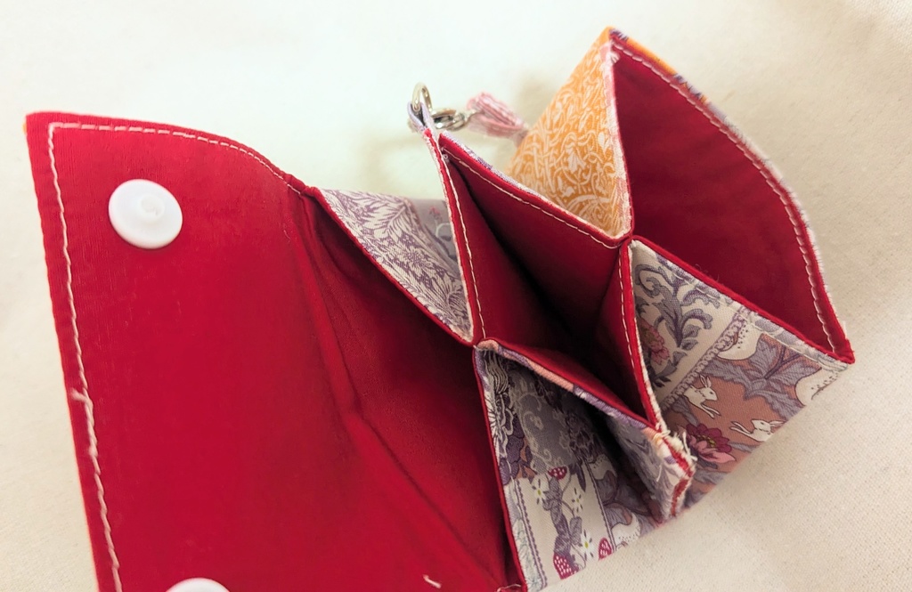 お裁縫歴3週間のオタクが作ったミニ財布