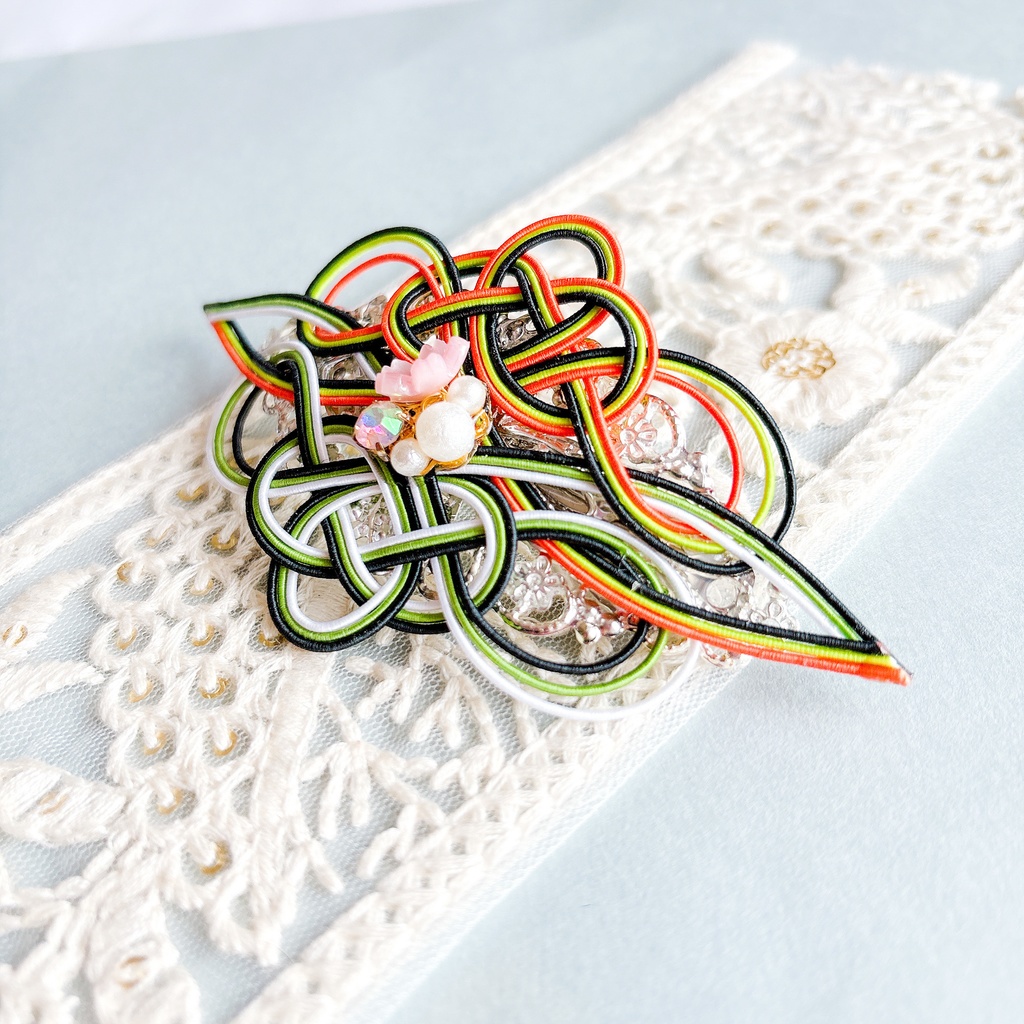 【刀剣乱舞】篭手切江・豊前江・松井江モチーフのバレッタ