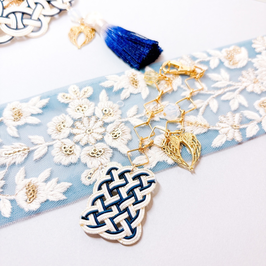 【刀剣乱舞】鶴丸国永モチーフの花札風バッグチャーム