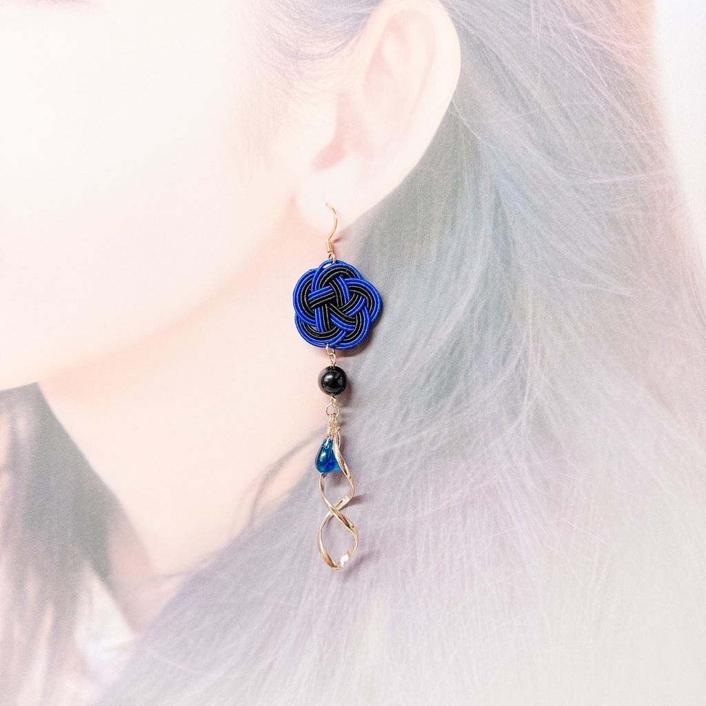 【刀剣乱舞】八丁念仏モチーフの梅のくるくる耳飾り