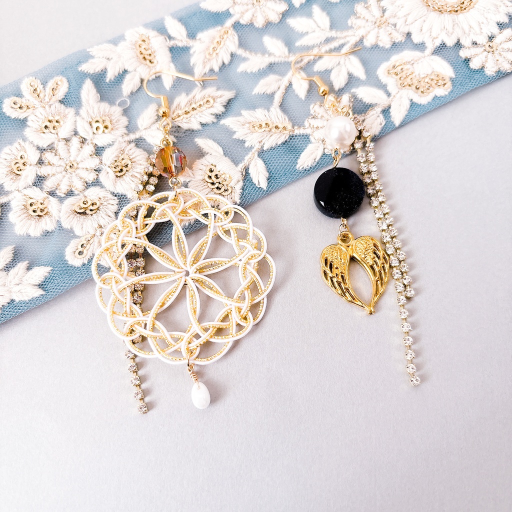 【刀剣乱舞】鶴丸国永モチーフのレース耳飾り