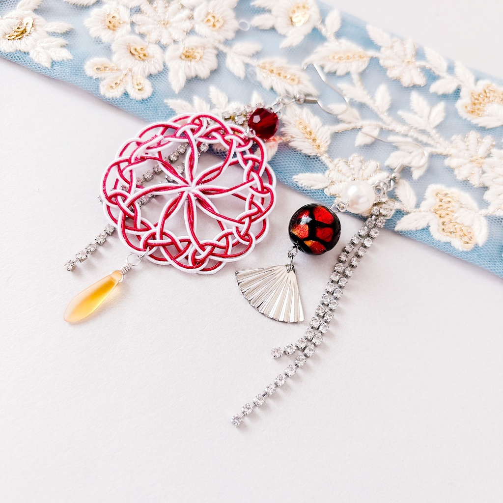 【刀剣乱舞】一文字則宗モチーフのレース耳飾り