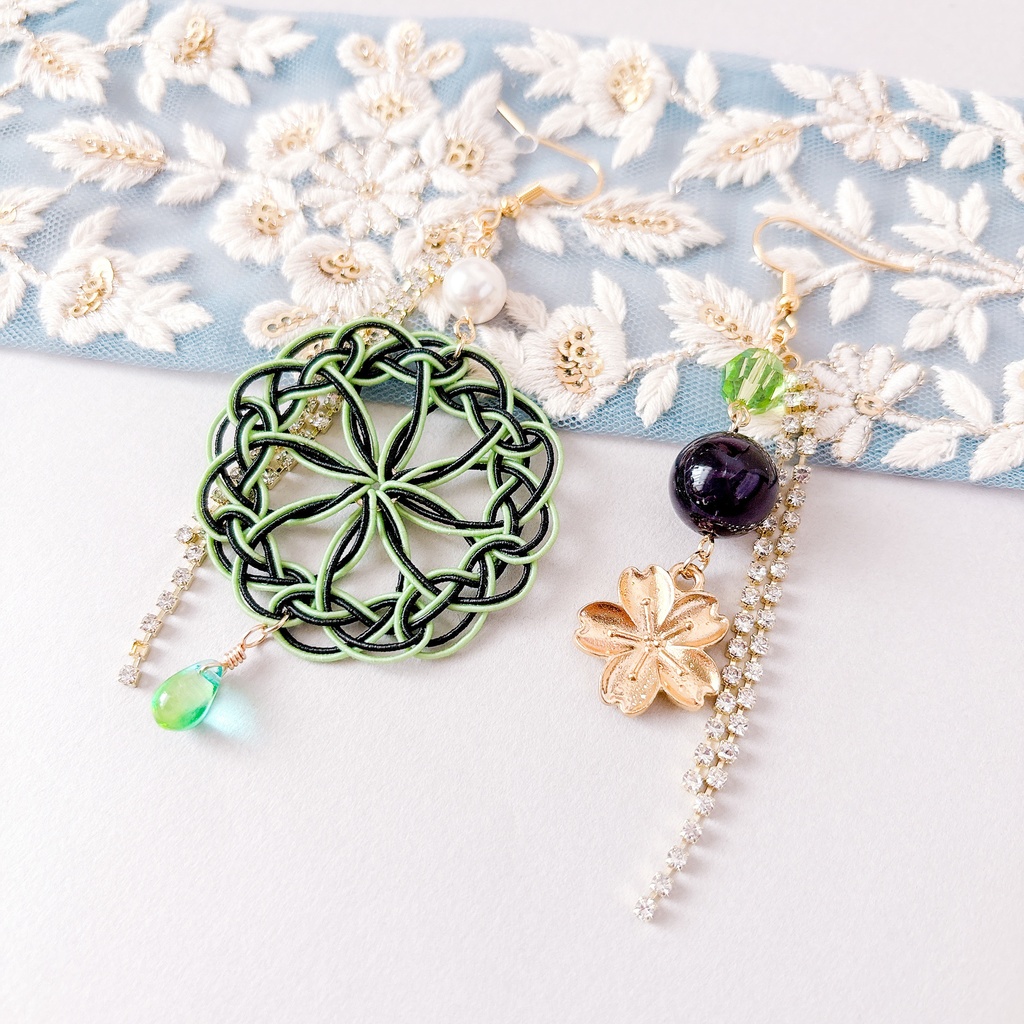 【刀剣乱舞】膝丸モチーフのレース耳飾り