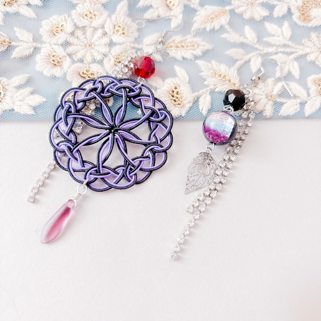 【刀剣乱舞】実休光忠モチーフのレース耳飾り