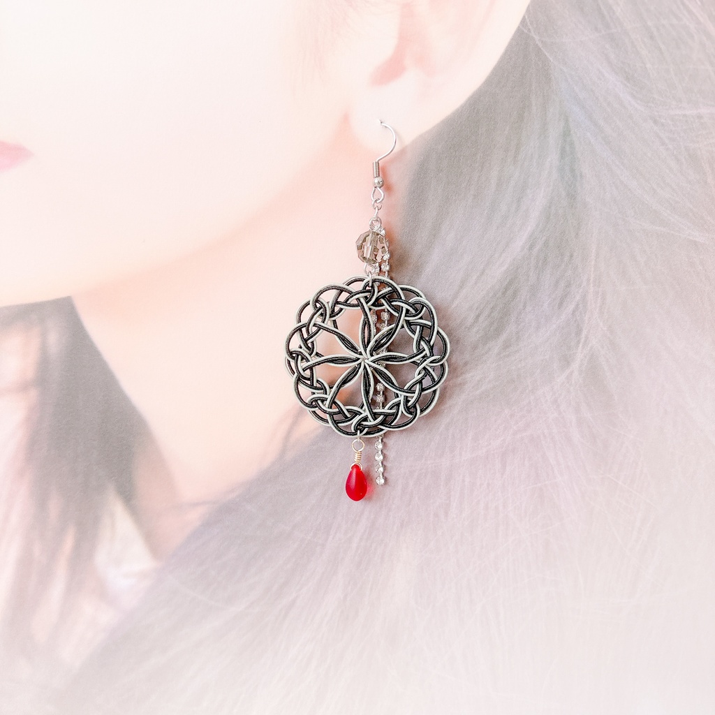 【刀剣乱舞】山鳥毛モチーフのレース耳飾り