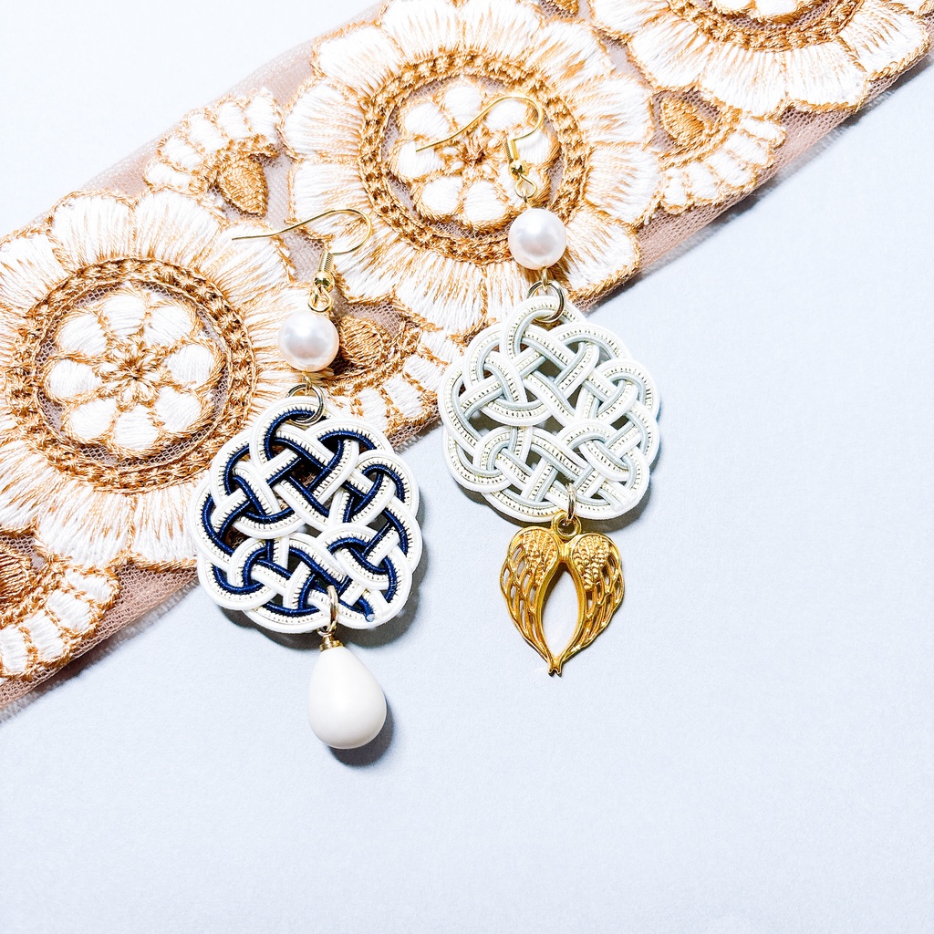 【刀剣乱舞】鶴丸国永モチーフのまんまる耳飾り