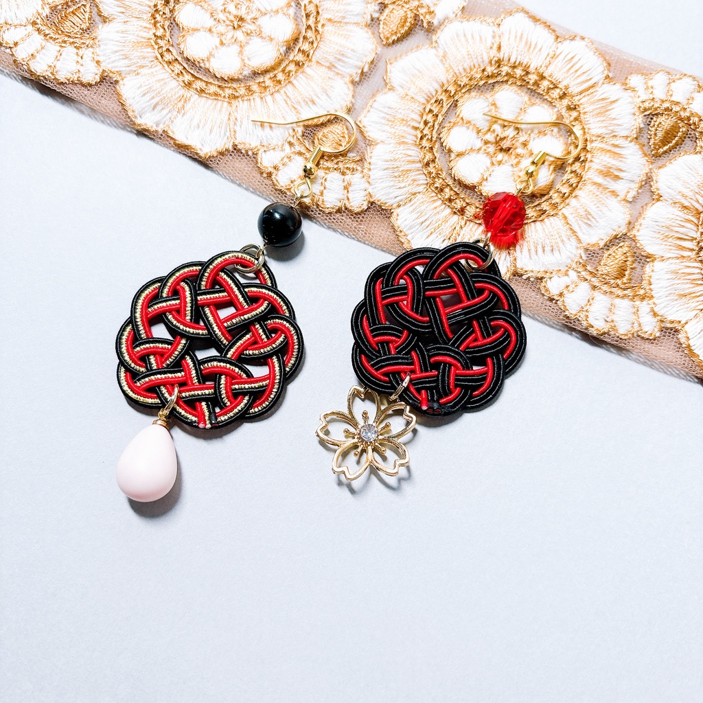 【刀剣乱舞】加州清光モチーフのまんまる耳飾り