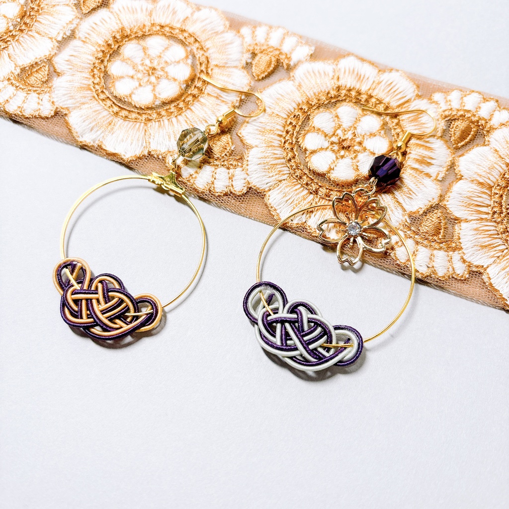 【刀剣乱舞】へし切長谷部モチーフのフープ耳飾り