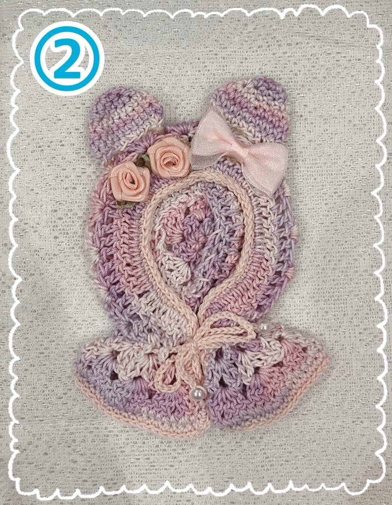 ねこ耳つきフードポンチョ