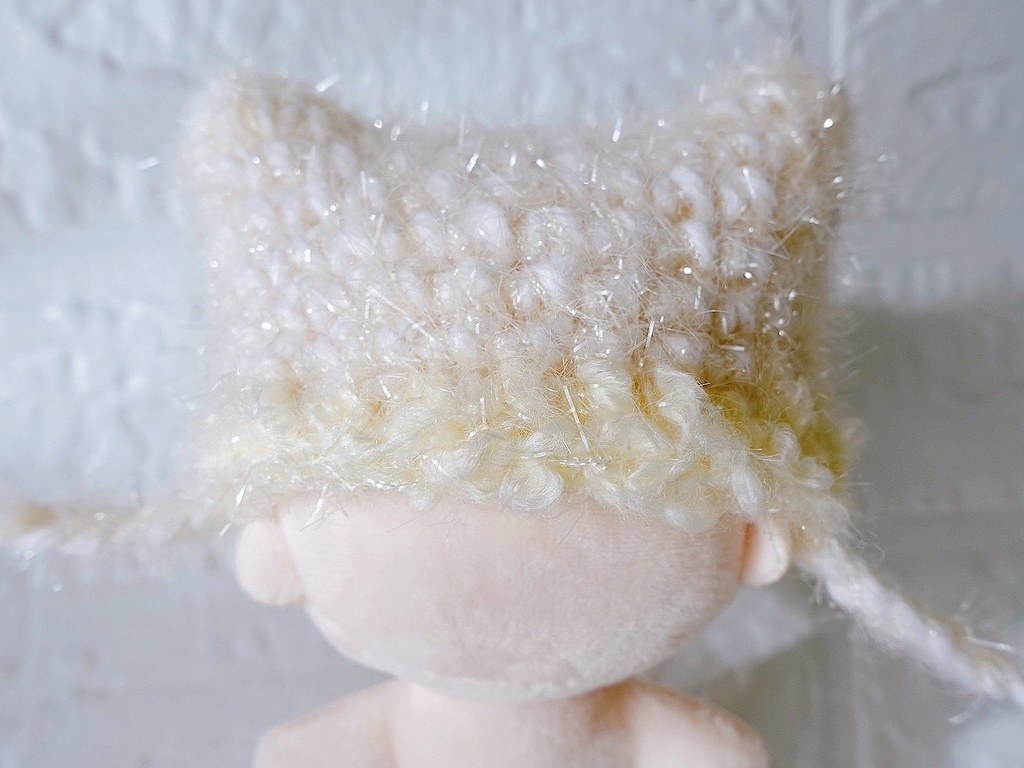 手編み猫耳帽子(ふわふわホワイト)