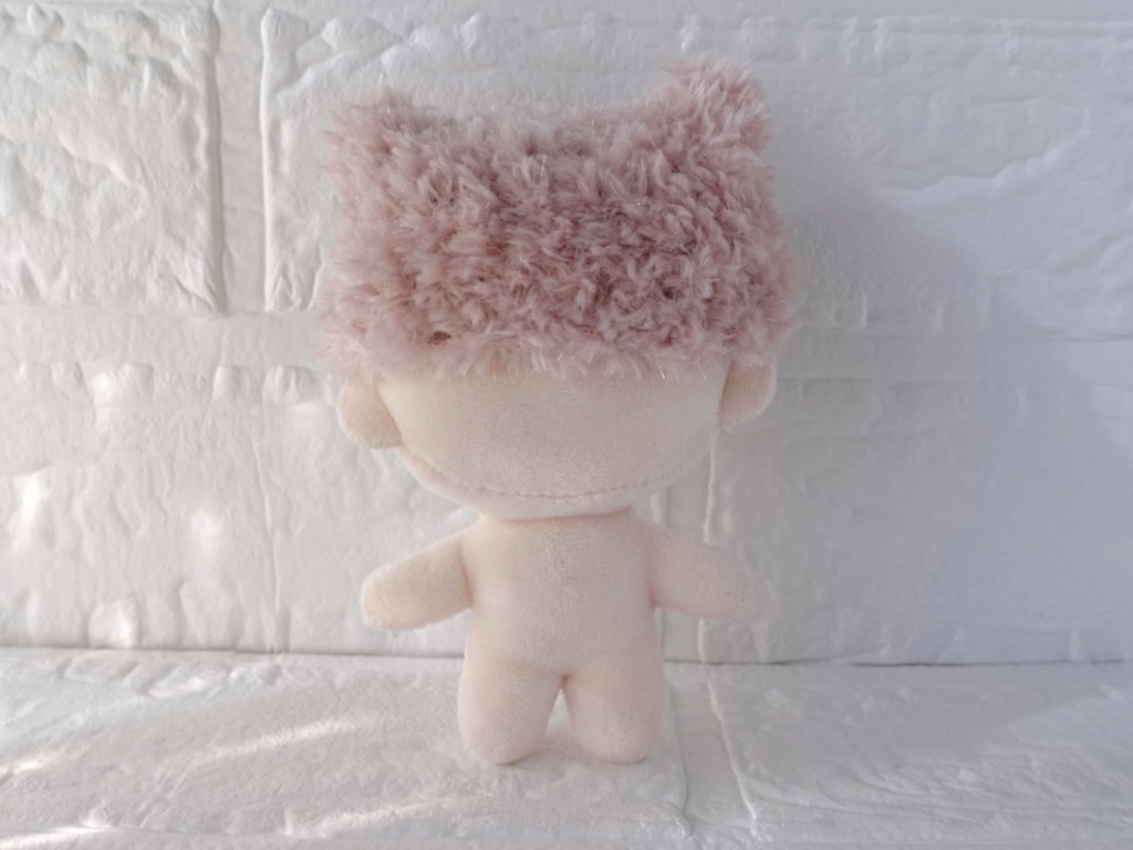 手編みの猫耳帽子(ベージュ・ピンク)