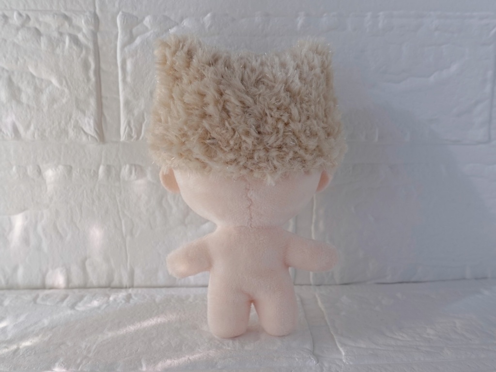 手編みの猫耳帽子(ベージュ・ピンク)